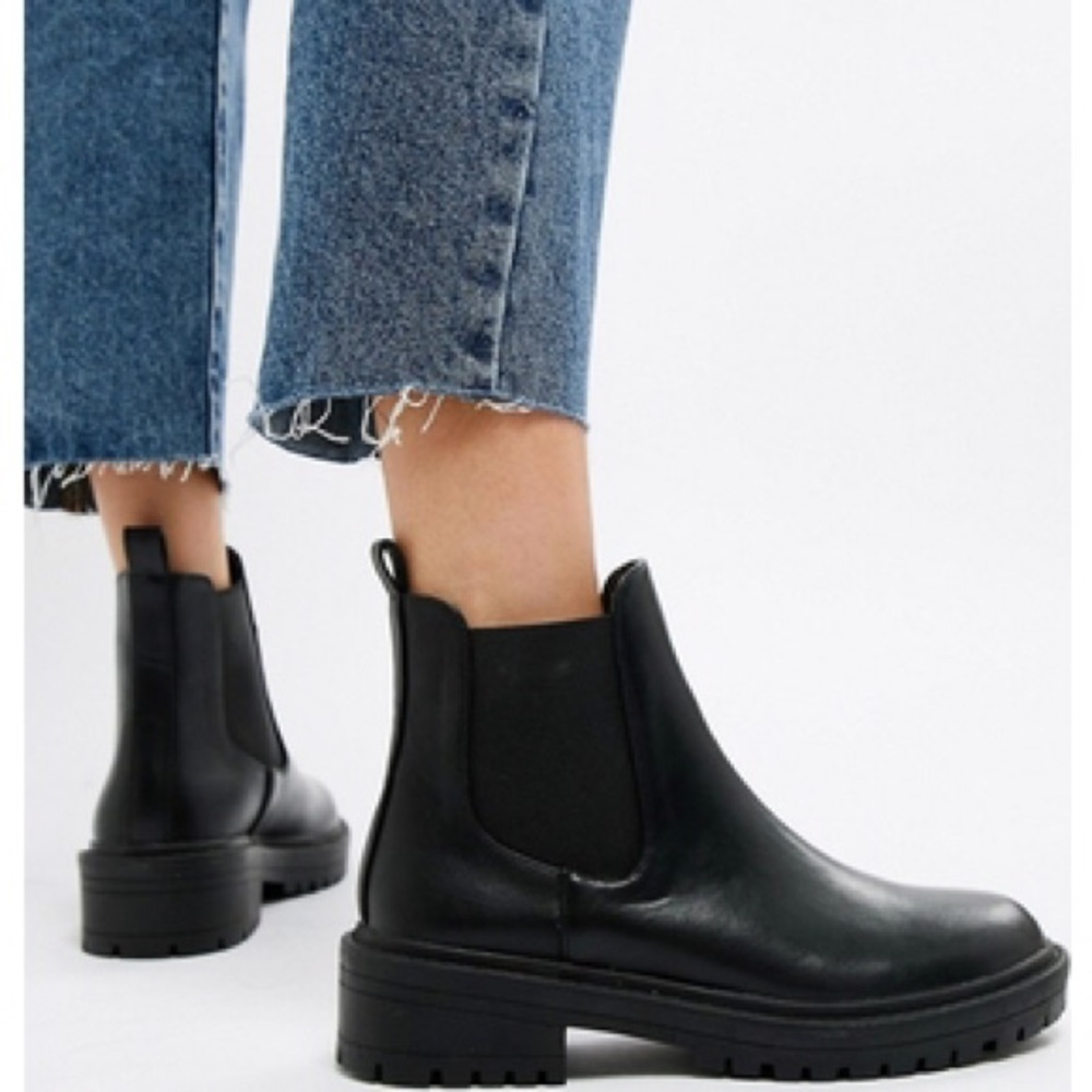 RAID Radar Black Chunky Chelsea Boots, Wmns size 7